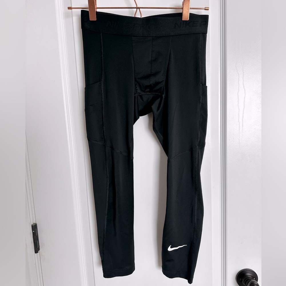 Youth Nike pro small base layer pants. Black